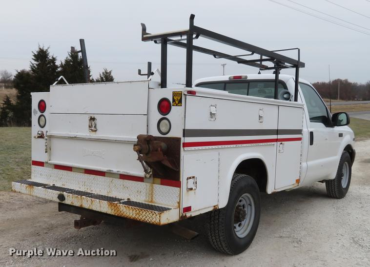 image for item DG3760 2000 Ford F250 Super Duty XL utility bed pickup truck