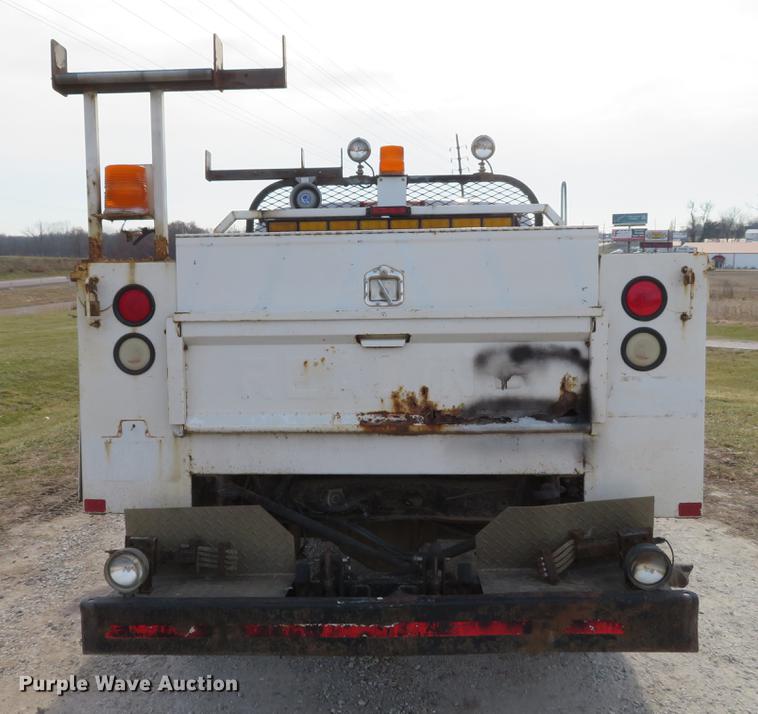 image for item DG3762 2005 Chevrolet Silverado 2500HD Ext. Cab pickup truck