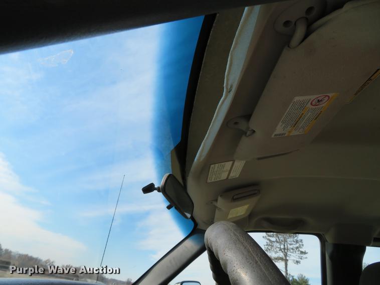 image for item DG3762 2005 Chevrolet Silverado 2500HD Ext. Cab pickup truck