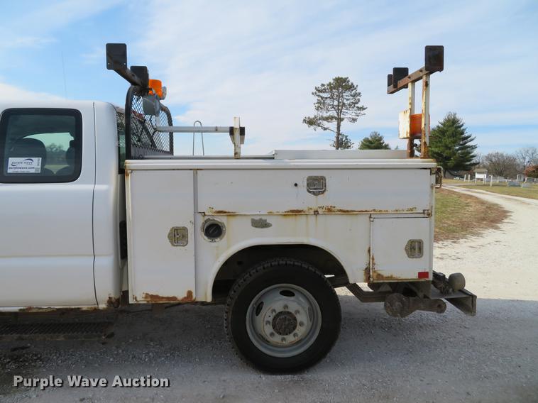 image for item DG3762 2005 Chevrolet Silverado 2500HD Ext. Cab pickup truck