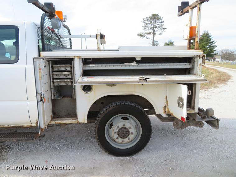 image for item DG3762 2005 Chevrolet Silverado 2500HD Ext. Cab pickup truck