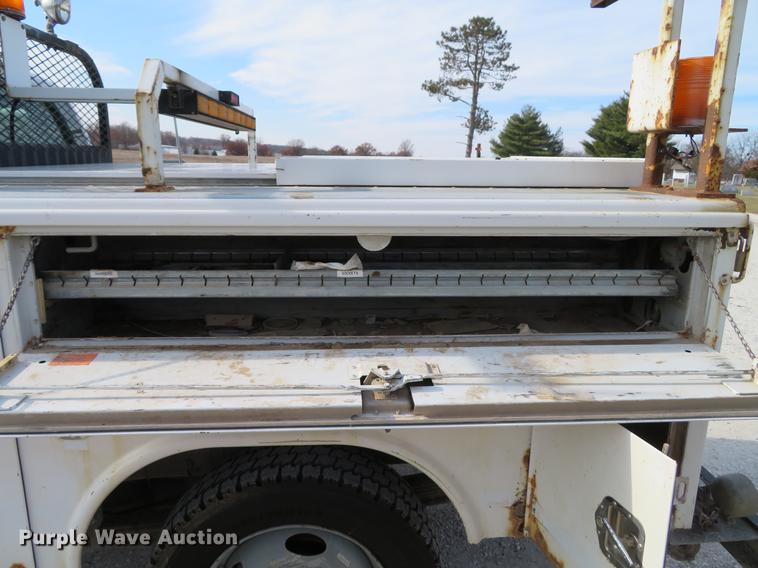 image for item DG3762 2005 Chevrolet Silverado 2500HD Ext. Cab pickup truck