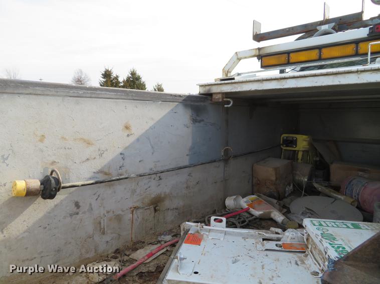 image for item DG3762 2005 Chevrolet Silverado 2500HD Ext. Cab pickup truck