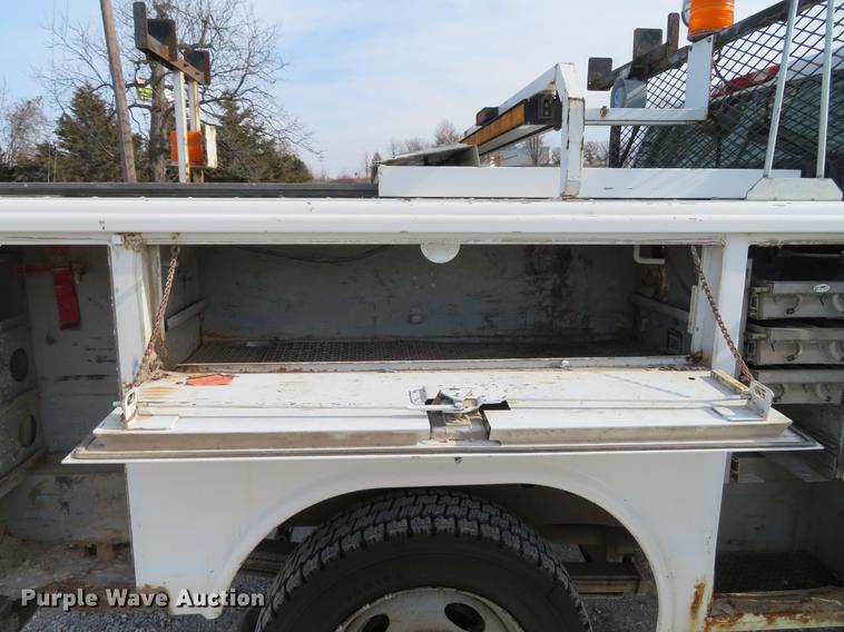 image for item DG3762 2005 Chevrolet Silverado 2500HD Ext. Cab pickup truck