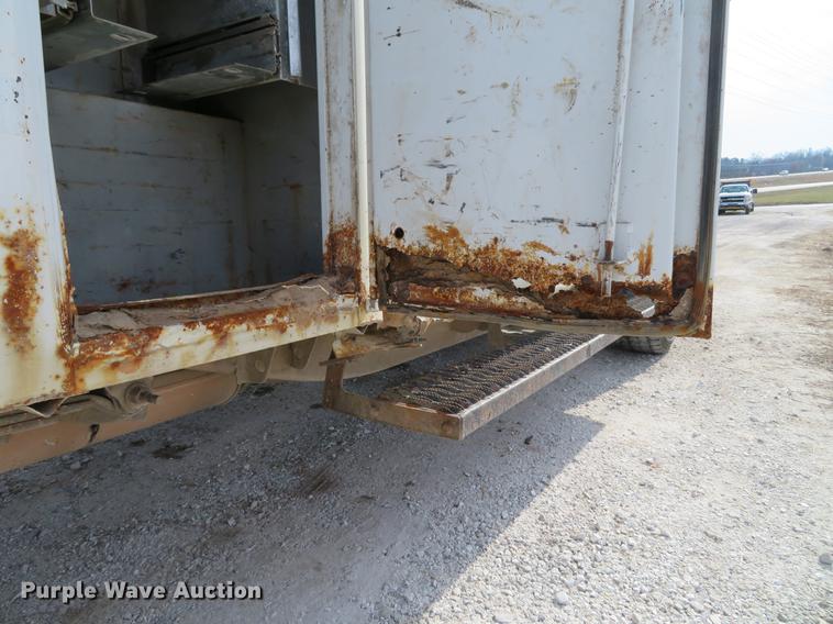 image for item DG3762 2005 Chevrolet Silverado 2500HD Ext. Cab pickup truck