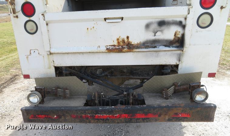 image for item DG3762 2005 Chevrolet Silverado 2500HD Ext. Cab pickup truck