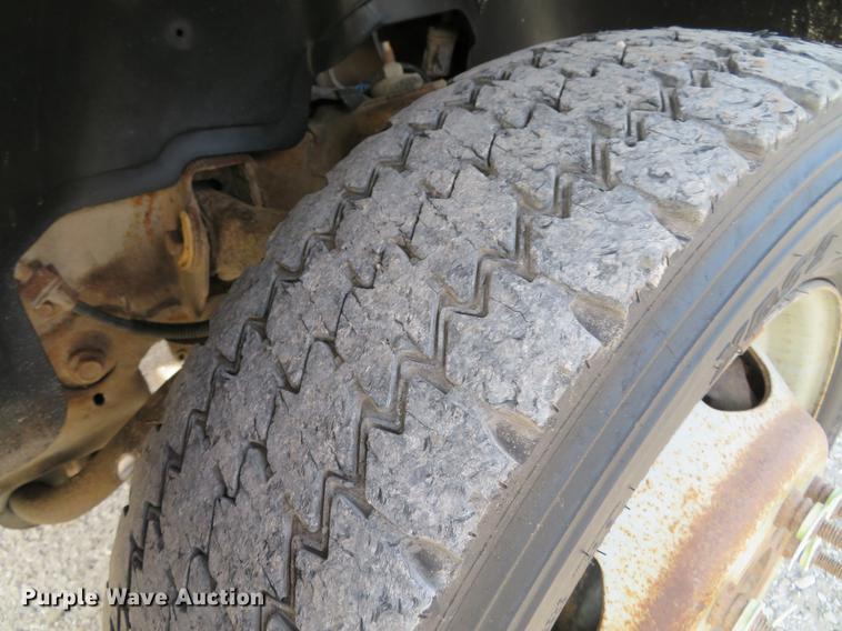 image for item DG3762 2005 Chevrolet Silverado 2500HD Ext. Cab pickup truck