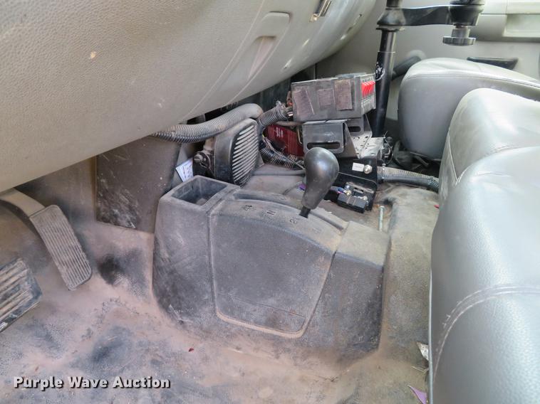 image for item DG3765 2008 Chevrolet Silverado 2500HD Ext. Cab utility bed pickup truck