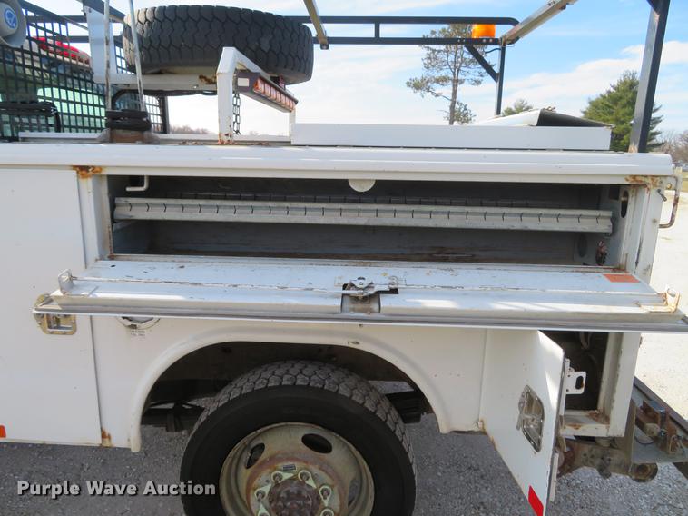 image for item DG3765 2008 Chevrolet Silverado 2500HD Ext. Cab utility bed pickup truck