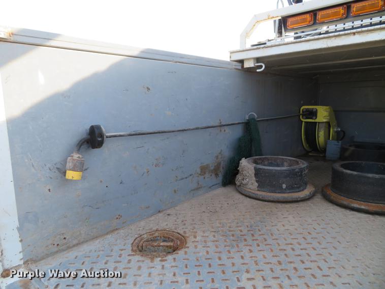 image for item DG3765 2008 Chevrolet Silverado 2500HD Ext. Cab utility bed pickup truck