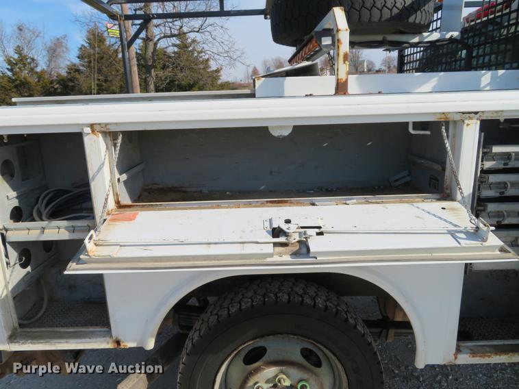 image for item DG3765 2008 Chevrolet Silverado 2500HD Ext. Cab utility bed pickup truck