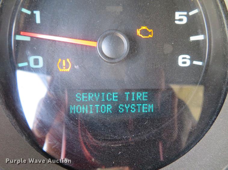 image for item DG3765 2008 Chevrolet Silverado 2500HD Ext. Cab utility bed pickup truck