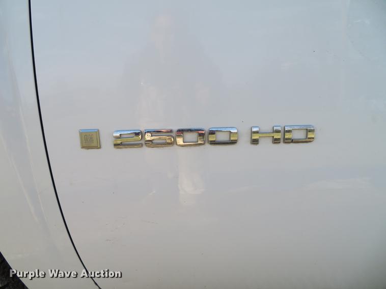 image for item DG3765 2008 Chevrolet Silverado 2500HD Ext. Cab utility bed pickup truck