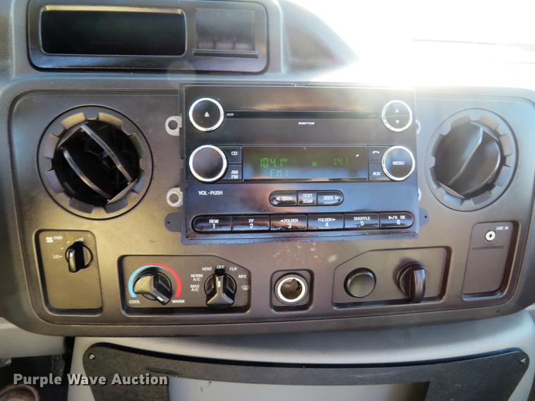 image for item DG3766 2010 Ford E350 Super Duty cab and chassis