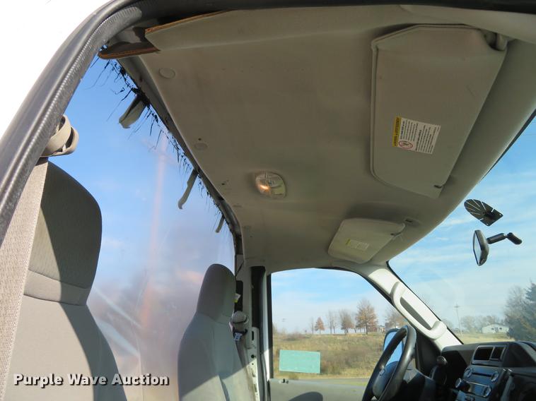 image for item DG3766 2010 Ford E350 Super Duty cab and chassis