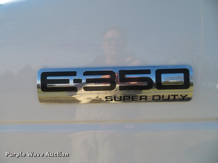 image for item DG3766 2010 Ford E350 Super Duty cab and chassis
