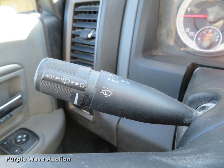 image for item DG3769 2013 Dodge Ram 3500HD utility bed pickup truck