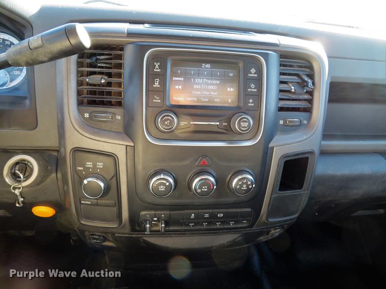 image for item DG3769 2013 Dodge Ram 3500HD utility bed pickup truck