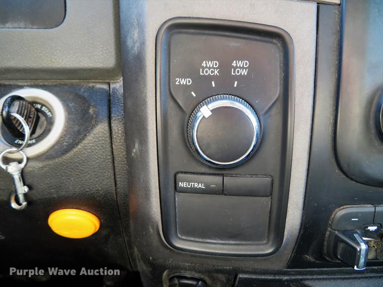 image for item DG3769 2013 Dodge Ram 3500HD utility bed pickup truck