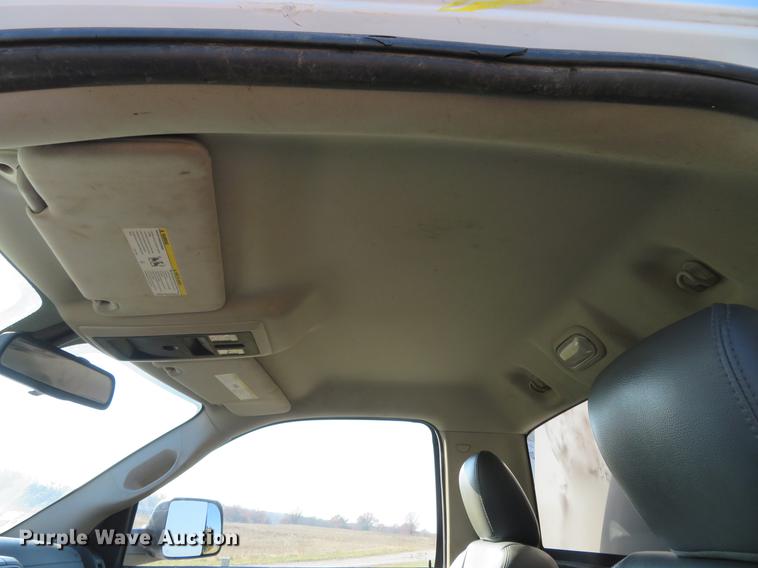 image for item DG3769 2013 Dodge Ram 3500HD utility bed pickup truck