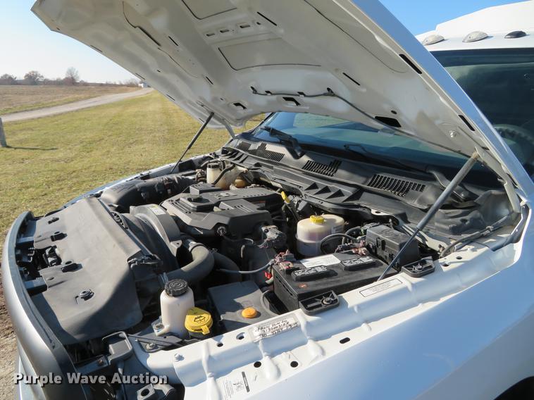 image for item DG3769 2013 Dodge Ram 3500HD utility bed pickup truck
