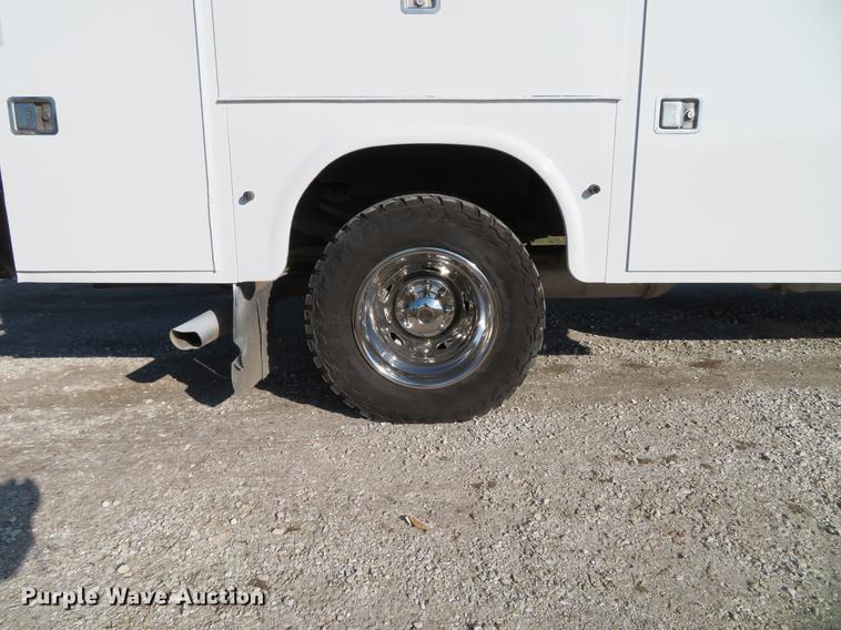 image for item DG3769 2013 Dodge Ram 3500HD utility bed pickup truck