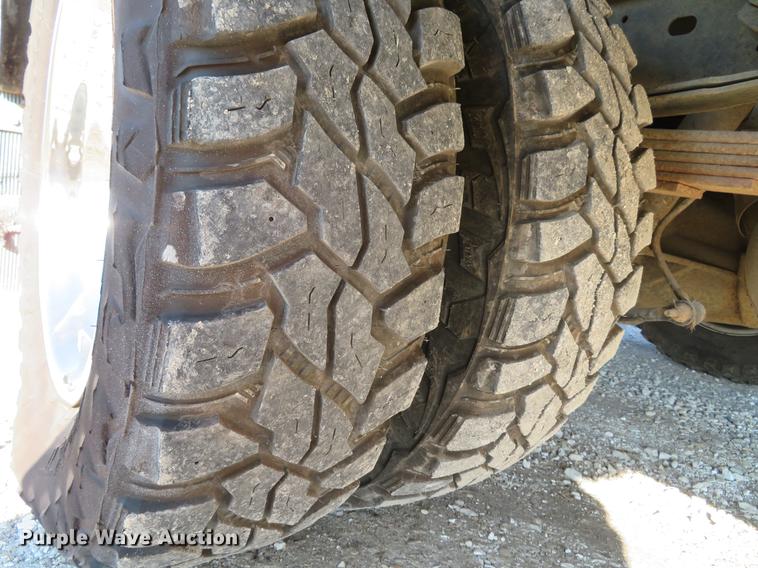 image for item DG3769 2013 Dodge Ram 3500HD utility bed pickup truck