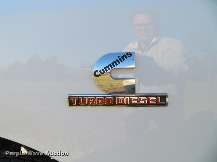 image for item DG3769 2013 Dodge Ram 3500HD utility bed pickup truck