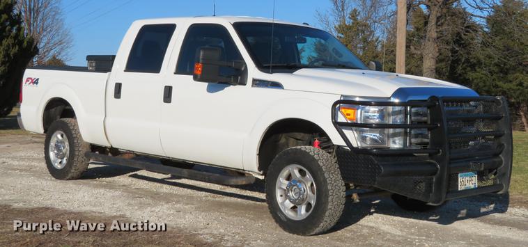 image for item DG3770 2014 Ford F250 Super Duty XLT Crew Cab pickup truck