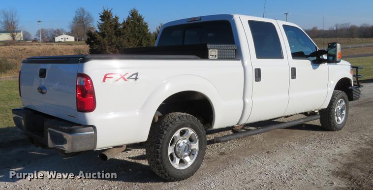 image for item DG3770 2014 Ford F250 Super Duty XLT Crew Cab pickup truck