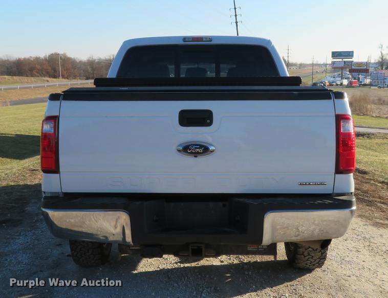 image for item DG3770 2014 Ford F250 Super Duty XLT Crew Cab pickup truck
