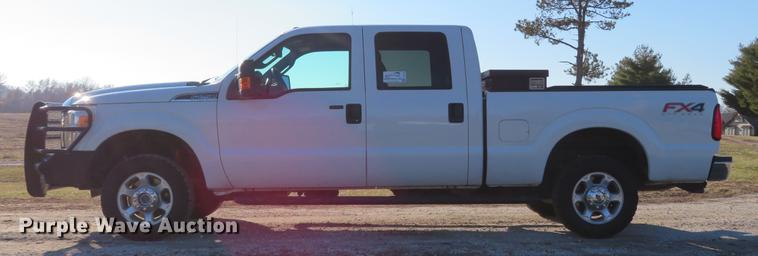 image for item DG3770 2014 Ford F250 Super Duty XLT Crew Cab pickup truck