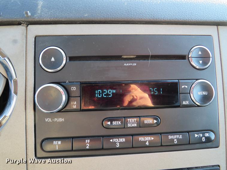 image for item DG3770 2014 Ford F250 Super Duty XLT Crew Cab pickup truck