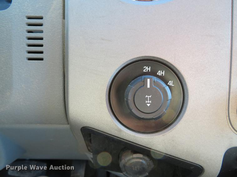 image for item DG3770 2014 Ford F250 Super Duty XLT Crew Cab pickup truck