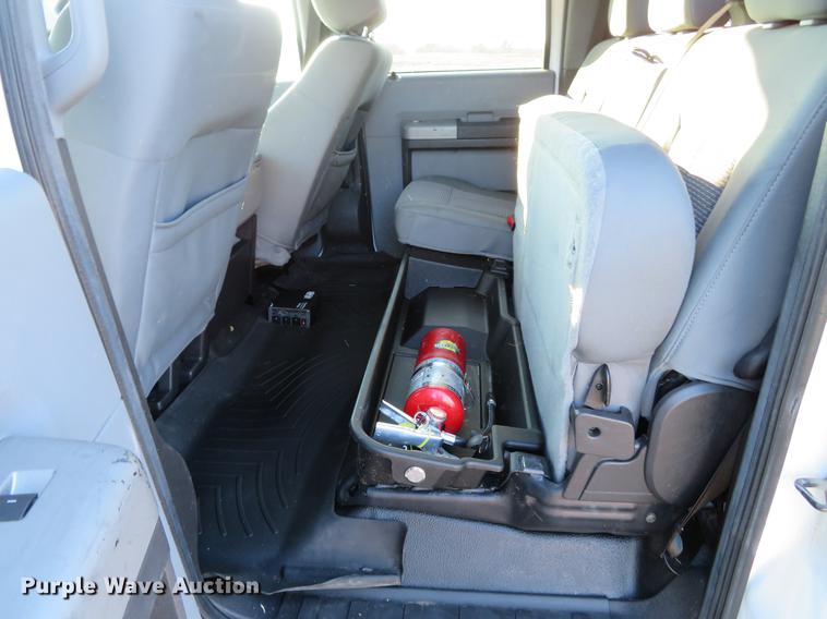 image for item DG3770 2014 Ford F250 Super Duty XLT Crew Cab pickup truck