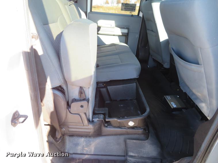 image for item DG3770 2014 Ford F250 Super Duty XLT Crew Cab pickup truck