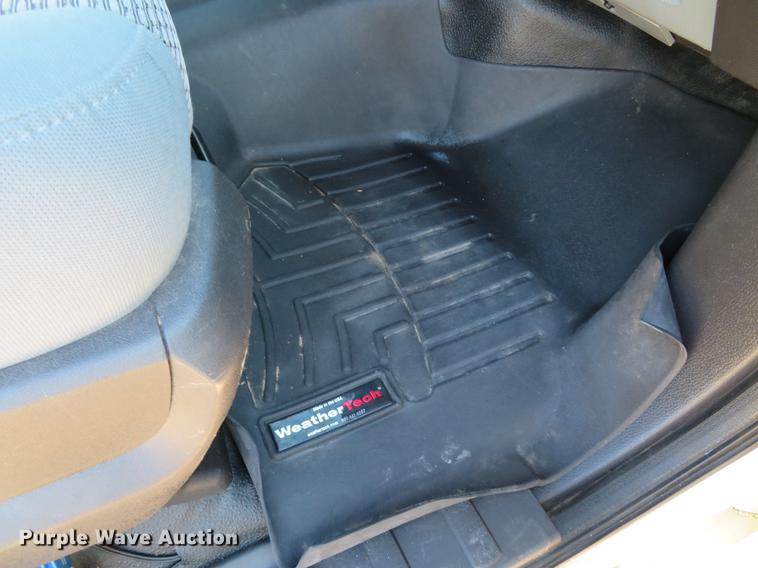 image for item DG3770 2014 Ford F250 Super Duty XLT Crew Cab pickup truck