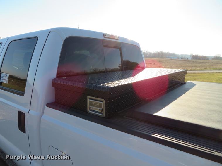 image for item DG3770 2014 Ford F250 Super Duty XLT Crew Cab pickup truck