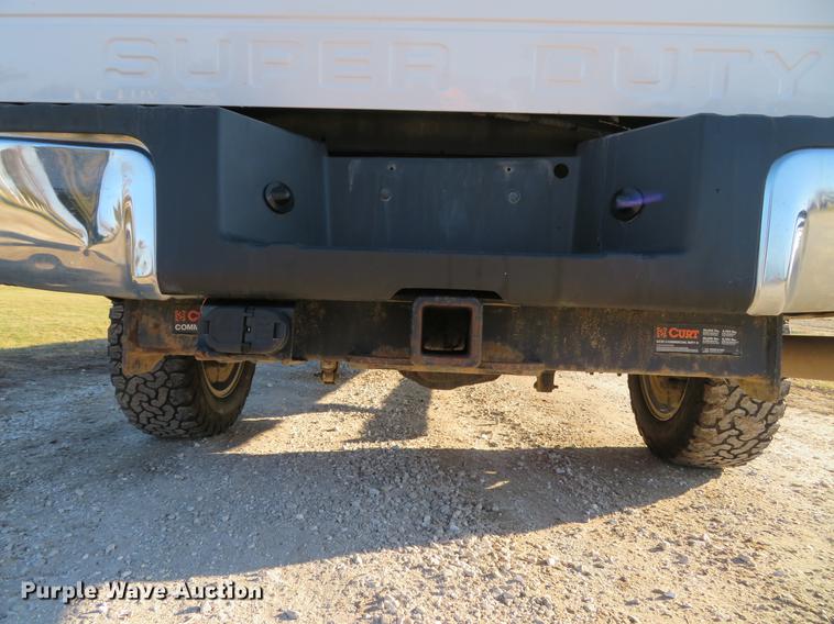 image for item DG3770 2014 Ford F250 Super Duty XLT Crew Cab pickup truck