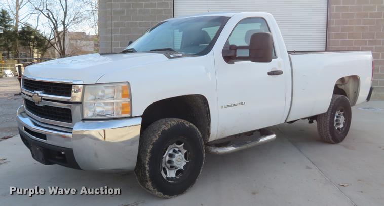 image for item DG3778 2008 Chevrolet Silverado 2500HD pickup truck