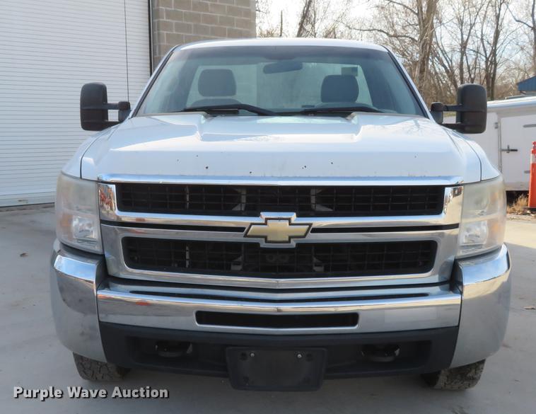 image for item DG3778 2008 Chevrolet Silverado 2500HD pickup truck