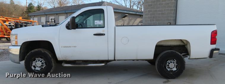 image for item DG3778 2008 Chevrolet Silverado 2500HD pickup truck