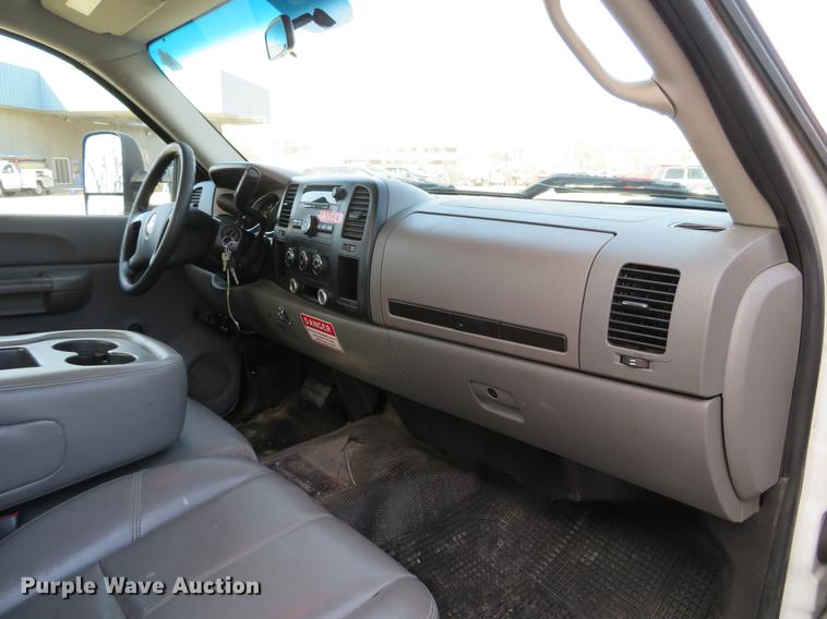 image for item DG3778 2008 Chevrolet Silverado 2500HD pickup truck