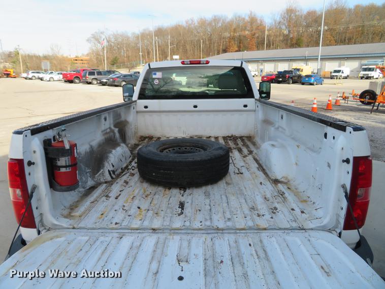 image for item DG3778 2008 Chevrolet Silverado 2500HD pickup truck