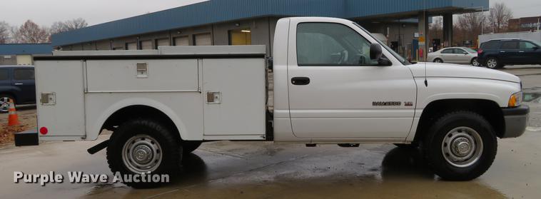 image for item DG3787 2001 Dodge Ram 2500 utility bed pickup truck
