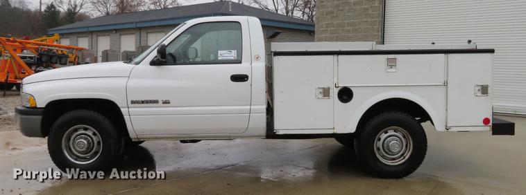 image for item DG3787 2001 Dodge Ram 2500 utility bed pickup truck