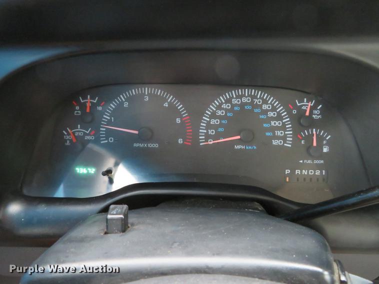 image for item DG3787 2001 Dodge Ram 2500 utility bed pickup truck