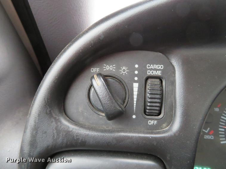 image for item DG3787 2001 Dodge Ram 2500 utility bed pickup truck