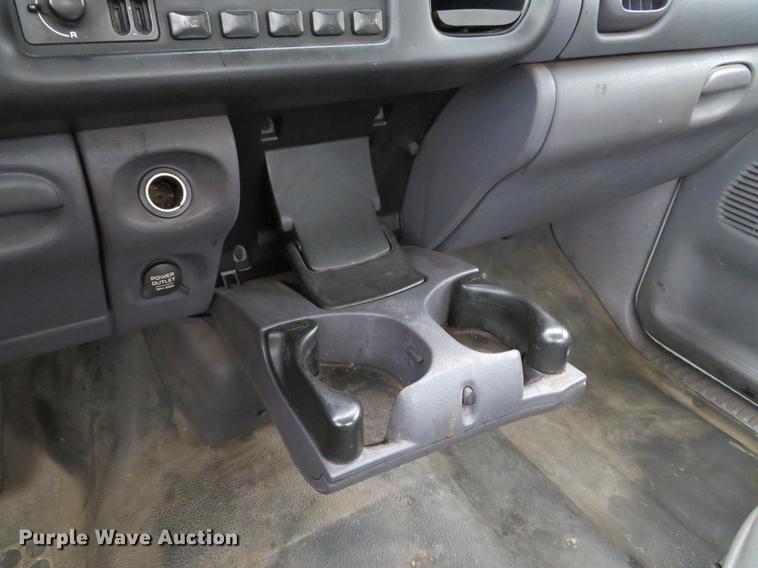 image for item DG3787 2001 Dodge Ram 2500 utility bed pickup truck