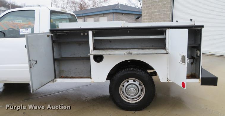 image for item DG3787 2001 Dodge Ram 2500 utility bed pickup truck